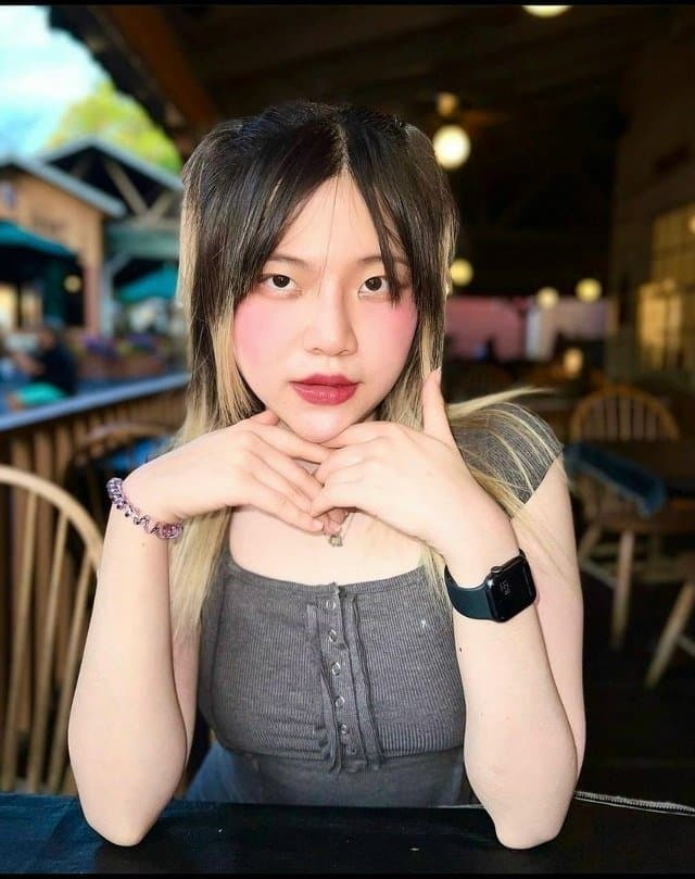 Hot thai girl