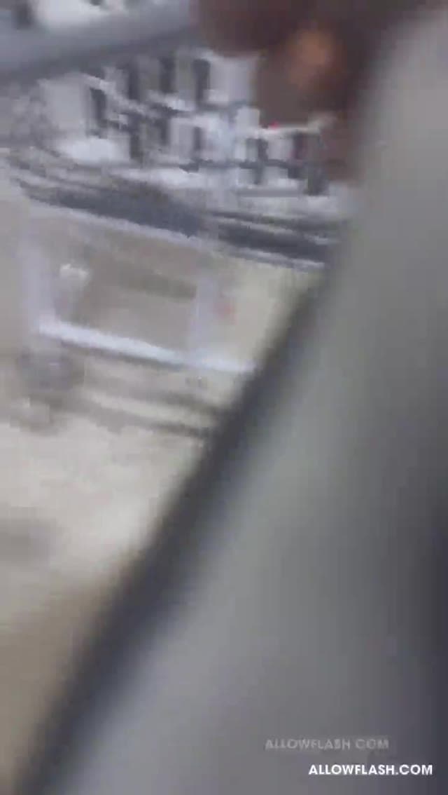 Ebony milf flashed in grocery store