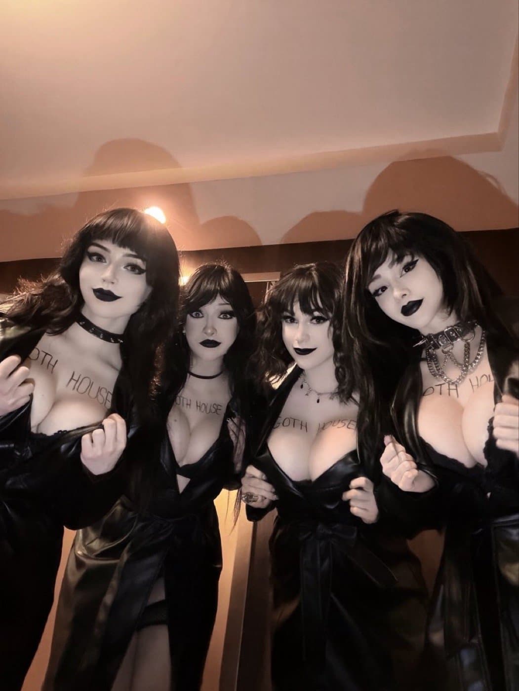4 goth sluts flash their tits in public in Seattle