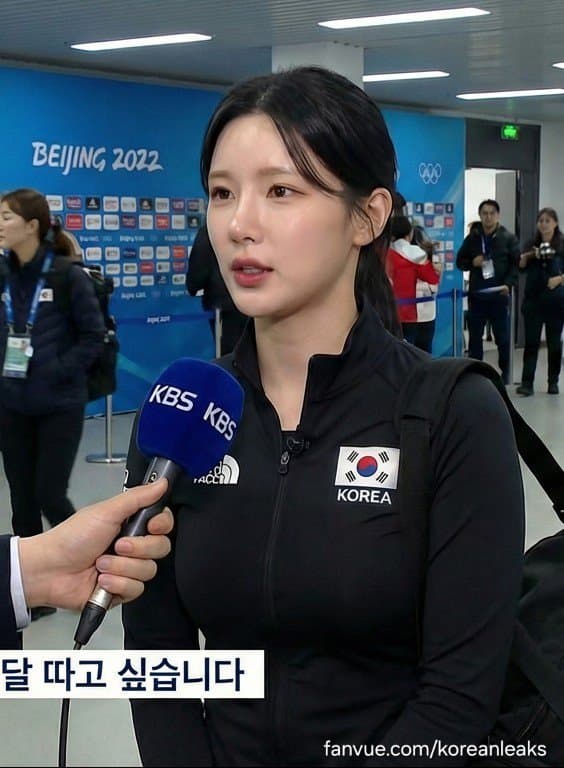 Cute Korean ABG Athlete whore with perfect body with Asian boyfriend and black guy leaked