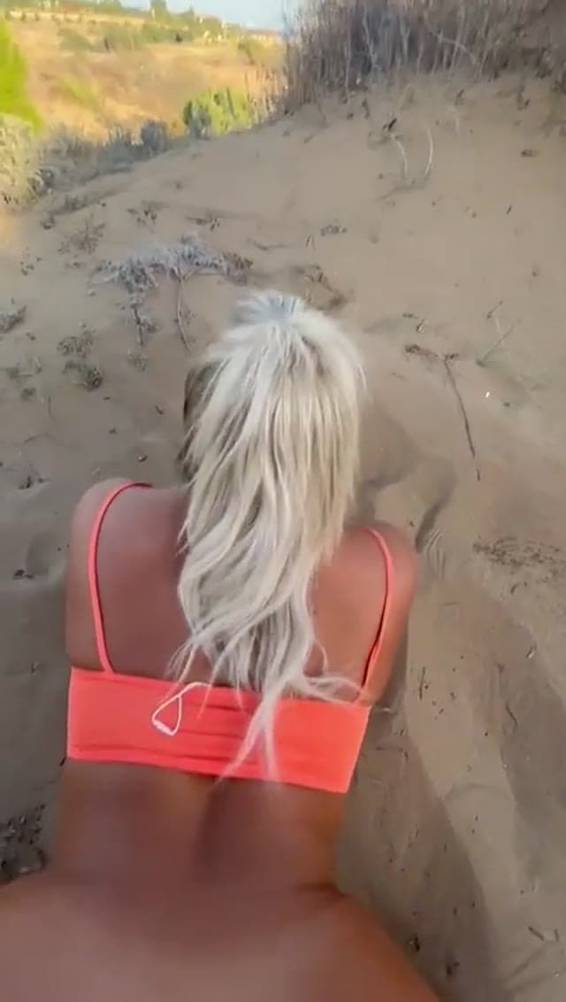PAWG Fucked Hard in Public Beach
